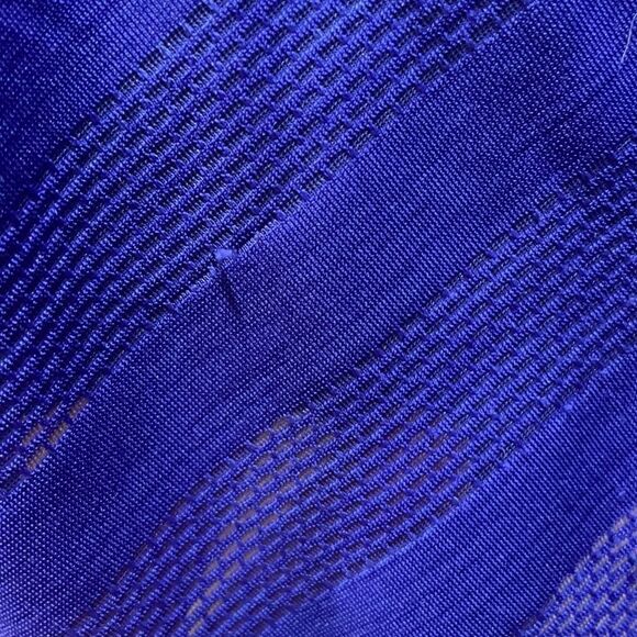 ✨Athleta Royal Blue Kettlebella Tank - Picture 6 of 7